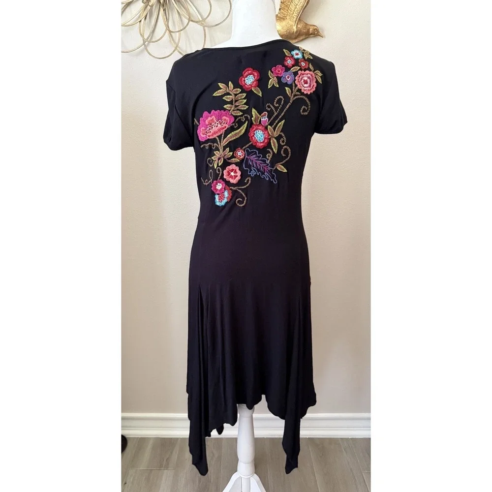 CAITE Embroidered Floral‎ Dress Black Boho Asymmetrical Hem Size Medium